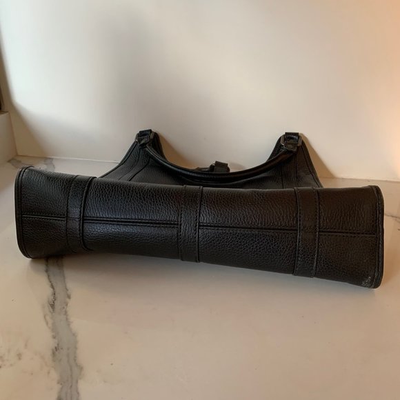 Gucci Black Pebbled Leather Shoulder Bag - Picture 8 of 11